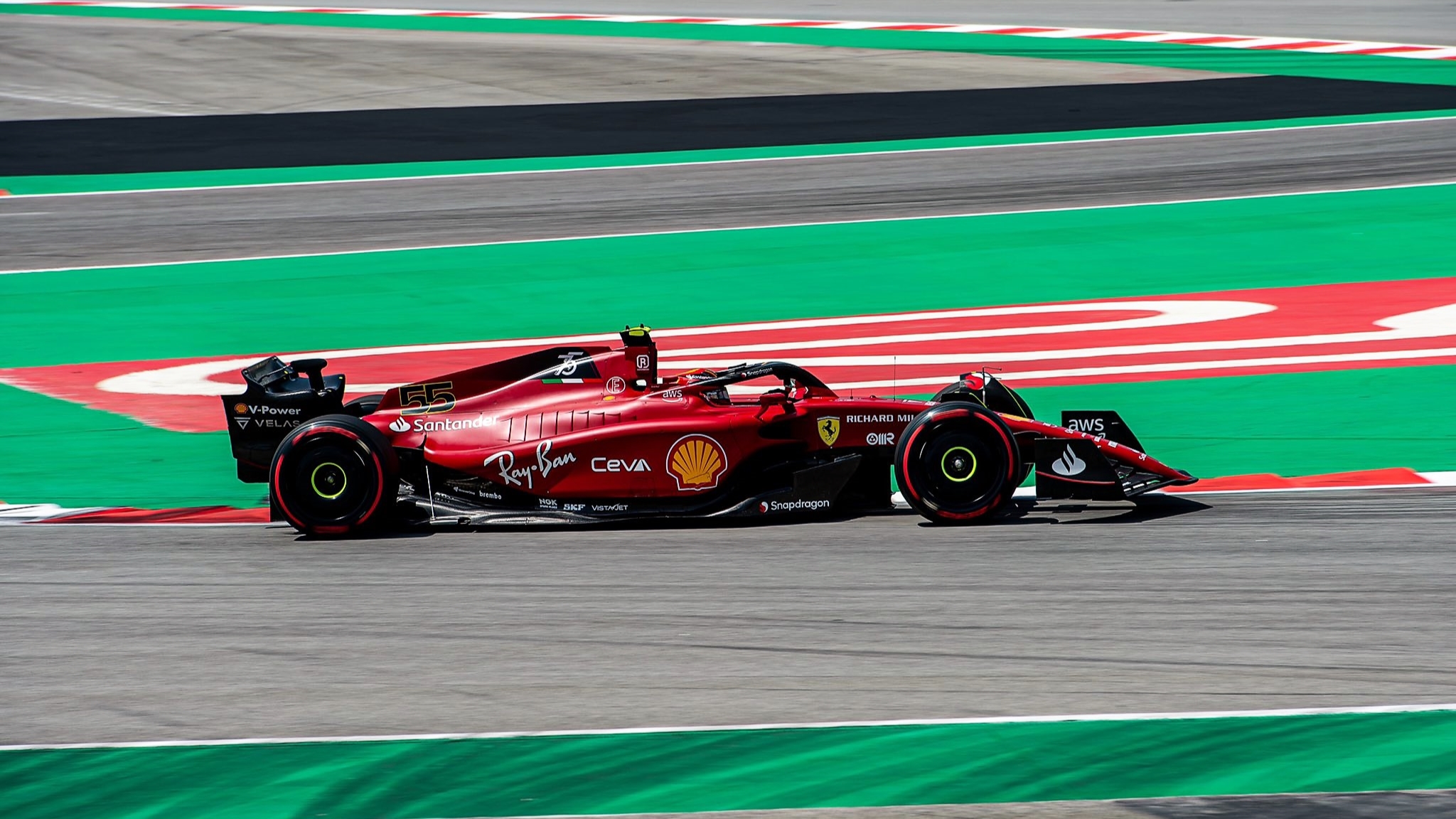 Ferrari F1 75 crossing the finish line wallpaper 2048x1152