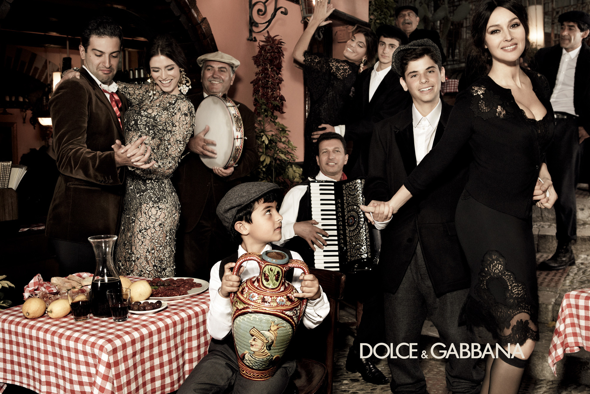 Dolce and Gabbana Wallpapers Free 2000x1335