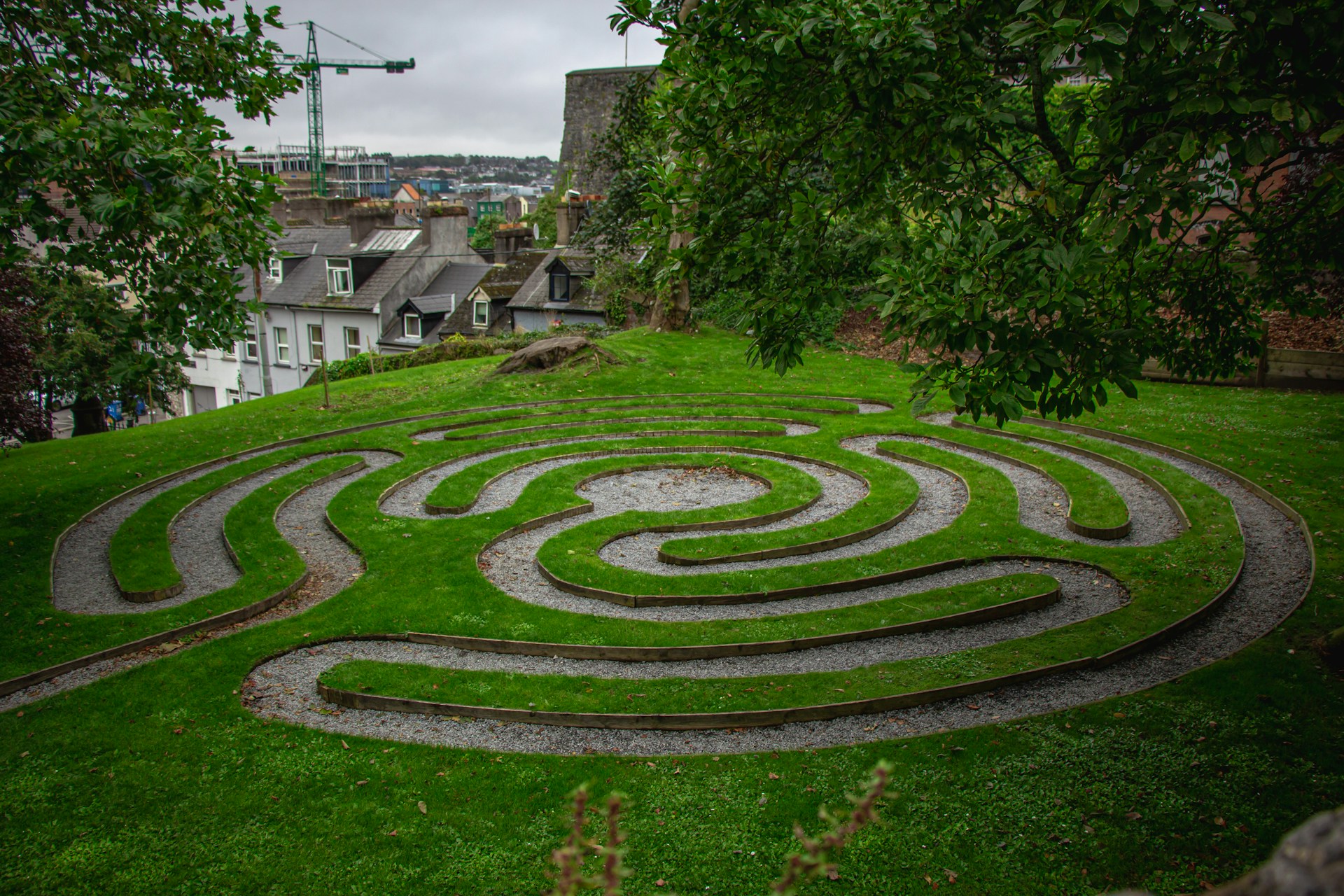 Labyrinth Garden Images 1920x1280