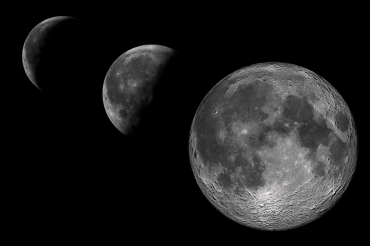 Waxing Gibbous Phase Wallpaper 1280x853
