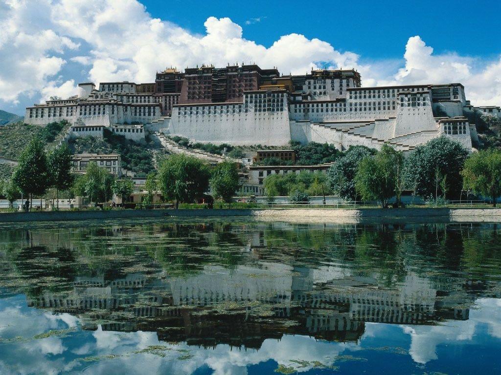 Tibet Monastery Wallpaper 1024x768