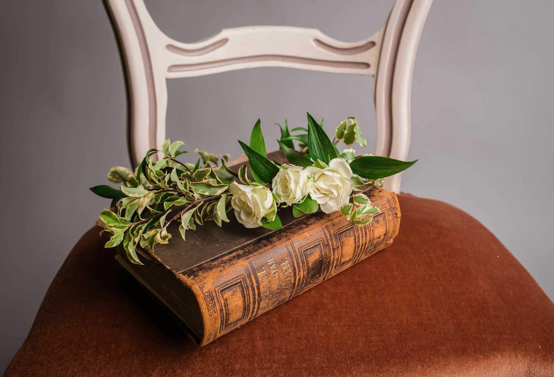 Old Vintage Book With Dried Red Rose Tumblr Wallpaper 1920x1308