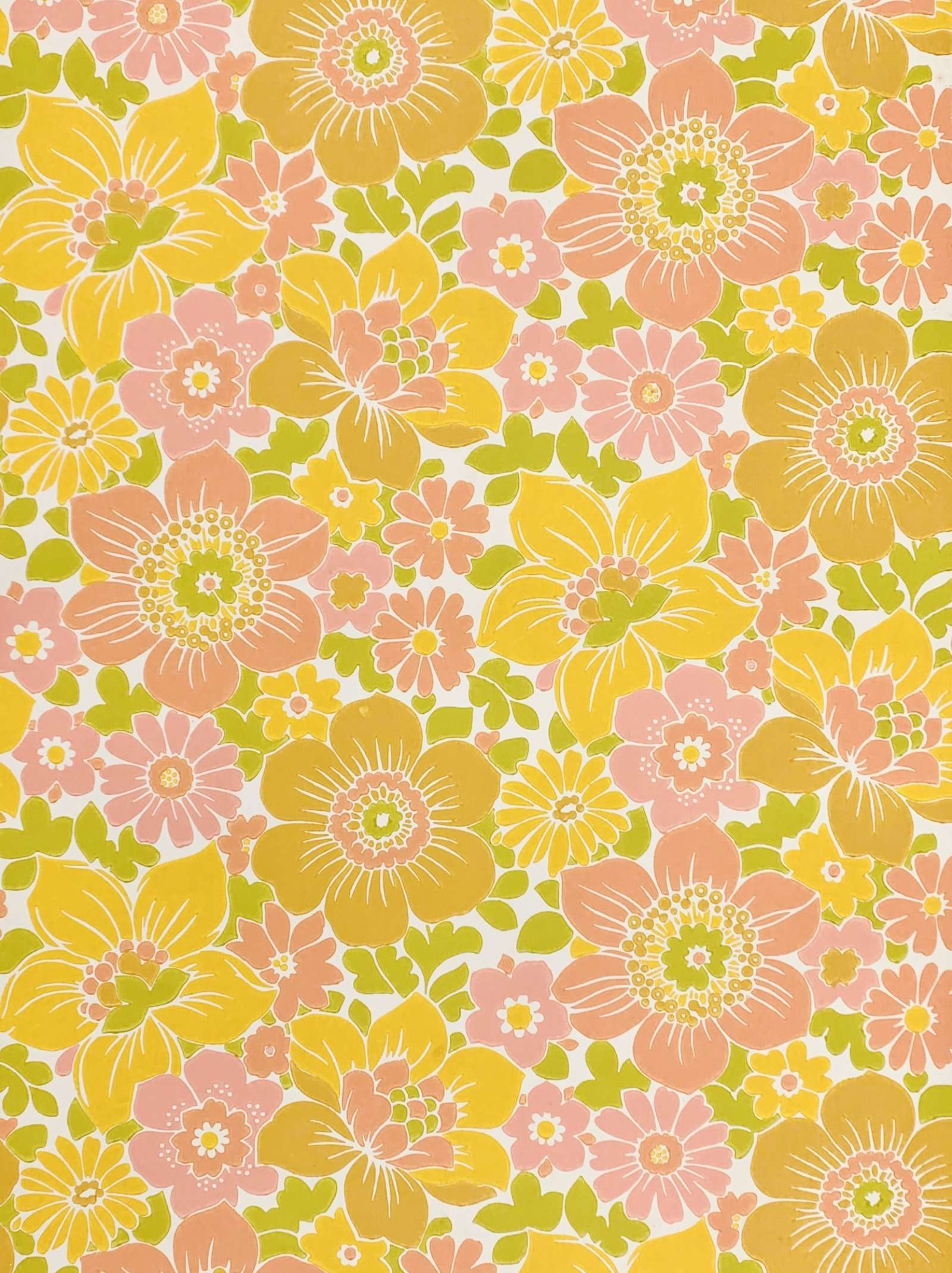Vintage Wallpaper Yellow Pink 1600x2139