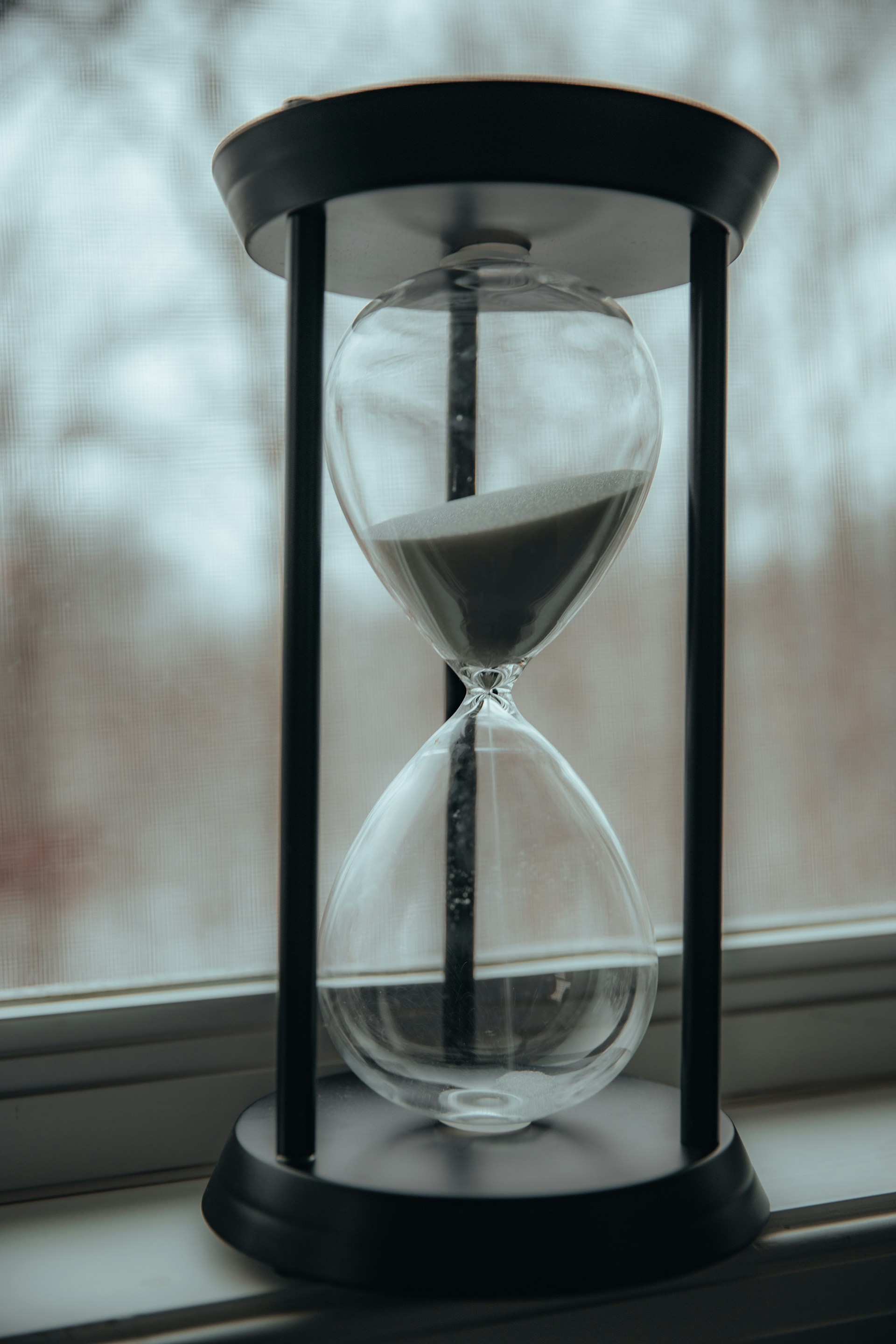 Hourglass Wallpaper for Phone 1920x2880